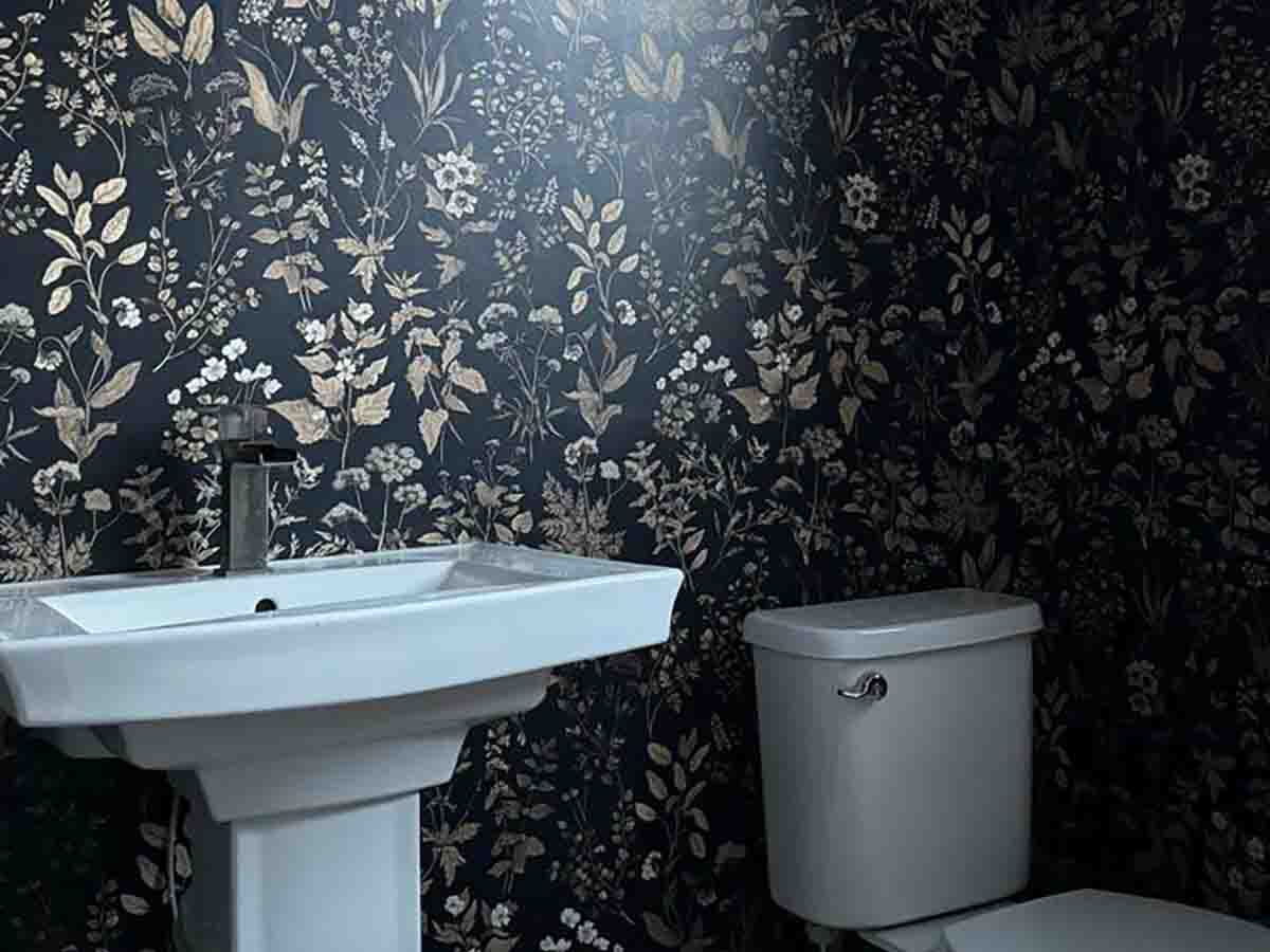 Vinyl wallpaper. Bathroom