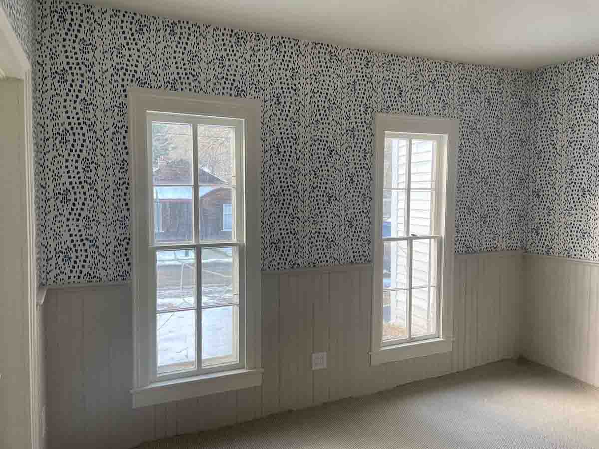 Paper wallpaper. Bedroom.