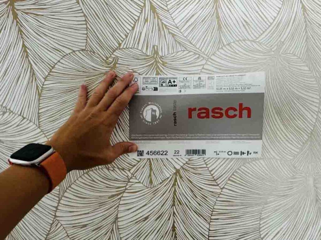 Rasch wallpaper: Benefits and features