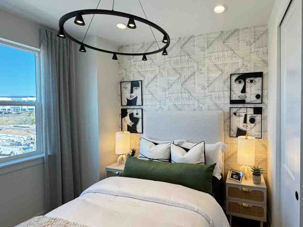 Transform your bedroom with wallpaper